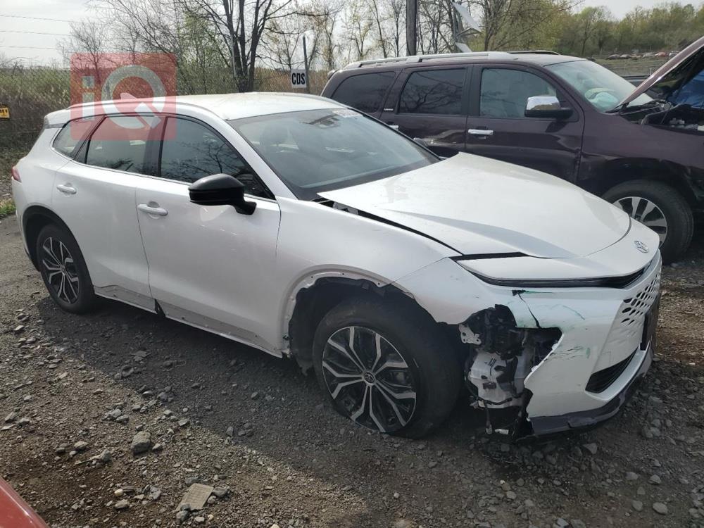 تويوتا كراون سيجنيا